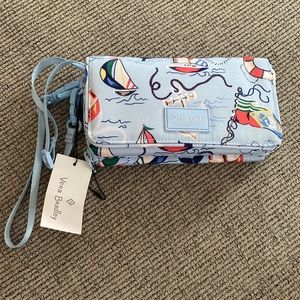 Vera Bradley Compact Crossbody Bag / Wristlet